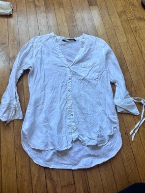 Zara White Button-Down V-Neck Shirt with Tie Sleeves